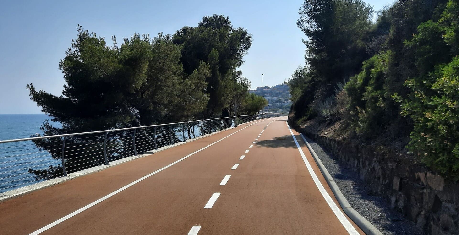 Imperia's bike path: a picturesque sea view route