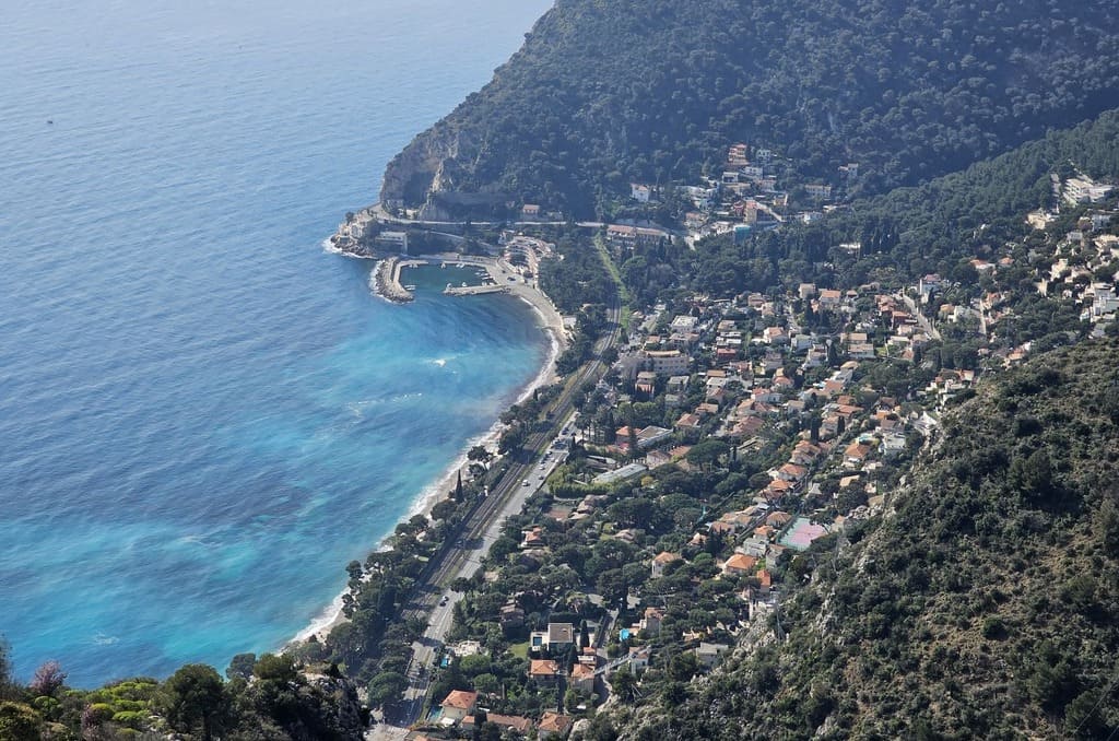 Èze-sur-Mer seen from above from Èze Village