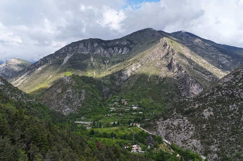 Il panorama sulle Alpi Marittime Francesi da La Brigue