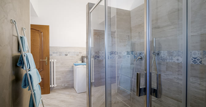 Das Bad der Ferienwohnung Vecchio Frantoio