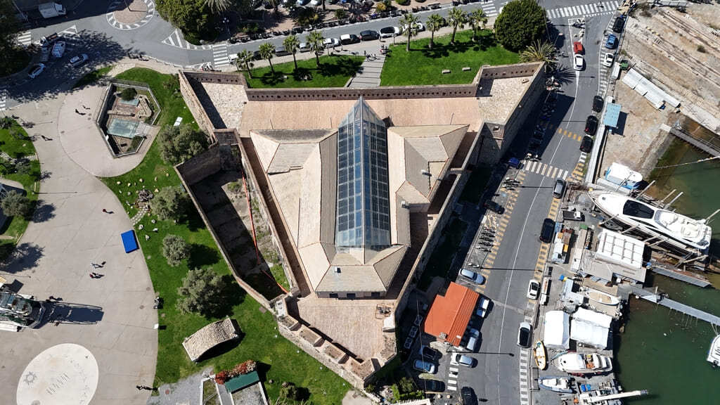 Il Forte di Santa Tecla di Sanremo visto dall’alto